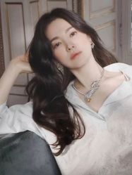 -Eling伊林彩妆·化妆培训(河西奥体店)