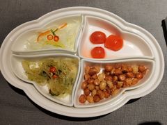 -左庭右院鲜牛肉火锅黑金店(陆家嘴中心店)