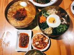 -百年石锅饭(阿里郎美食街店)