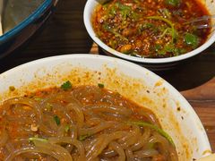 -万记麻辣烫国展总店