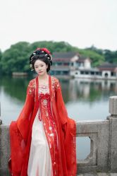 -梦回汉唐汉服旗袍体验馆(拙政园店)