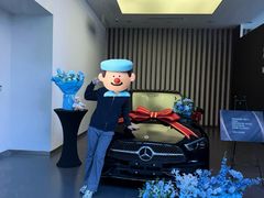 -天津波士信达奔驰4S店(卫津南路店)