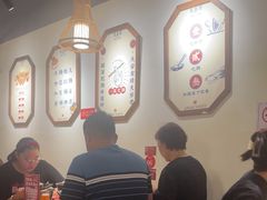 -聚鑫朋酸菜肥肠(文艺路口店)