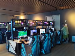 -涨巢·潮玩水疗局