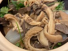 广式牛杂煲-地摊风云龙虾烧烤铺(润和国际店)