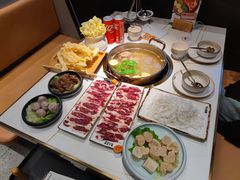 -牛人日志·鲜牛肉骨汤火锅(万科里瑧店)