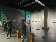 -极限PLAY运动娱乐新世界·团建派对潮玩休闲馆·室内蹦极高空游乐园