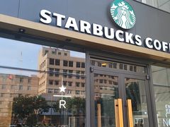 门面-星巴克臻选(济南万达店)