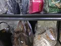 -IRENCE伊琳丝奢侈品皮具护理(二手鉴定世界广场店)