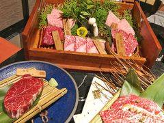 -山川小町·极番烧肉(新地假日广场店)
