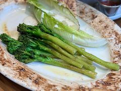 -Mark&Mars Restaurant