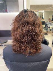 -摩登时代美发沙龙