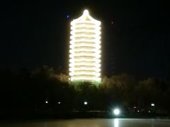景点-博雅塔