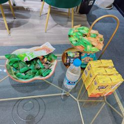 -VIVI BEAUTY  美甲美睫皮肤管理中心