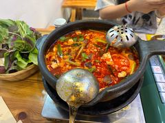 -黔二妞地摊火锅(龙华清湖店)