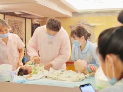-臻康乃馨月子中心(集美店)