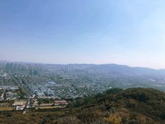 -灵岩山风景区