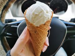 榴莲味甜筒-洛佩塔蛋糕