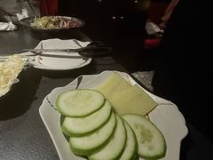 -铭牛烧肉·和牛海鲜自助(高新月牙湖店)
