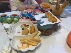 -水桶王国主题餐厅·聚会·生日派对·亲子活动·家庭套餐(亚龙湾希尔顿店)