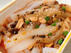-渝信川菜 · 川味家常菜(财富购物中心店)