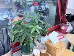 -丽影重庆小面(定西路店)