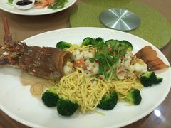 -顺峰渔港中国人的餐厅