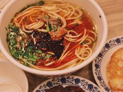 传统牛肉面-夏雪花·手工拉面(南油店)