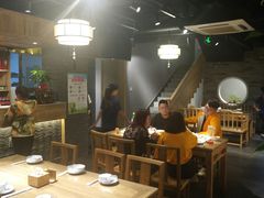 大堂-十六中酱肉·烧烤·京菜小馆(五方桥旗舰店)
