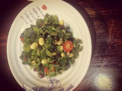 -蓝田九大碗民俗食府(蓝田店)