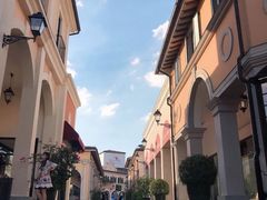 -佛罗伦萨小镇广佛名品奥特莱斯(疏港路店)