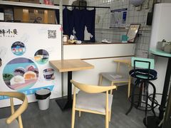 -蜜蜂小象·榴莲千层蛋糕(时代汇11栋店)
