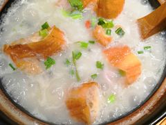 皮蛋瘦肉粥-吴家·非遗淮扬小馆(镇江万达广场店)