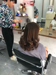 -茶发Salon·烫发染发理发