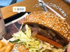 -The Habit Burger Grill 哈比特汉堡(爱琴海店)