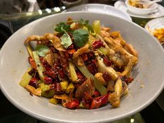 干锅牛蛙（半份）-辛香汇(飞洲店)