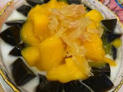 杨枝甘露凉粉爽-甜心妈妈·榴莲星级糖水(北京路总店)