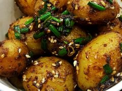 -海口骑楼小吃街