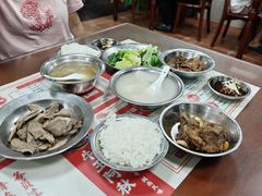 -阿秋牛排(湖心街店)