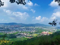 -灵岩山风景区