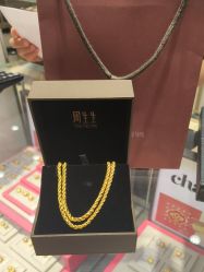 -周生生Chow Sang Sang(新世界店)