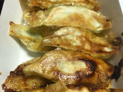 -阿洪锅贴王(小吃城店)