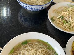 -十二忠手拉面(五福店)