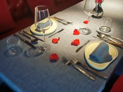 -弦月窗LUNETTE BY AMANDA(复兴路店)