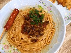 -进哥湖南津市牛肉粉店(下沙店)