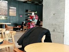 用餐区-星巴克(大连甘井子万达分店)