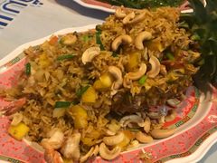 -Thiw Soen Seafood Restaurant