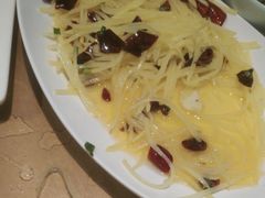 -严记小天府酸菜鱼(西四路店)