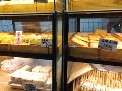面包甜点陈列柜-老香港手工蛋糕(达道路店)