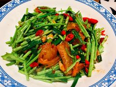 藜蒿炒腊味-南昌大饭店·非遗南昌菜(万寿宫店)